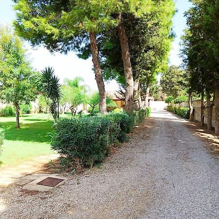 Casa Vacanza Il Rifugio Villa Torre Santa Susanna Exterior photo